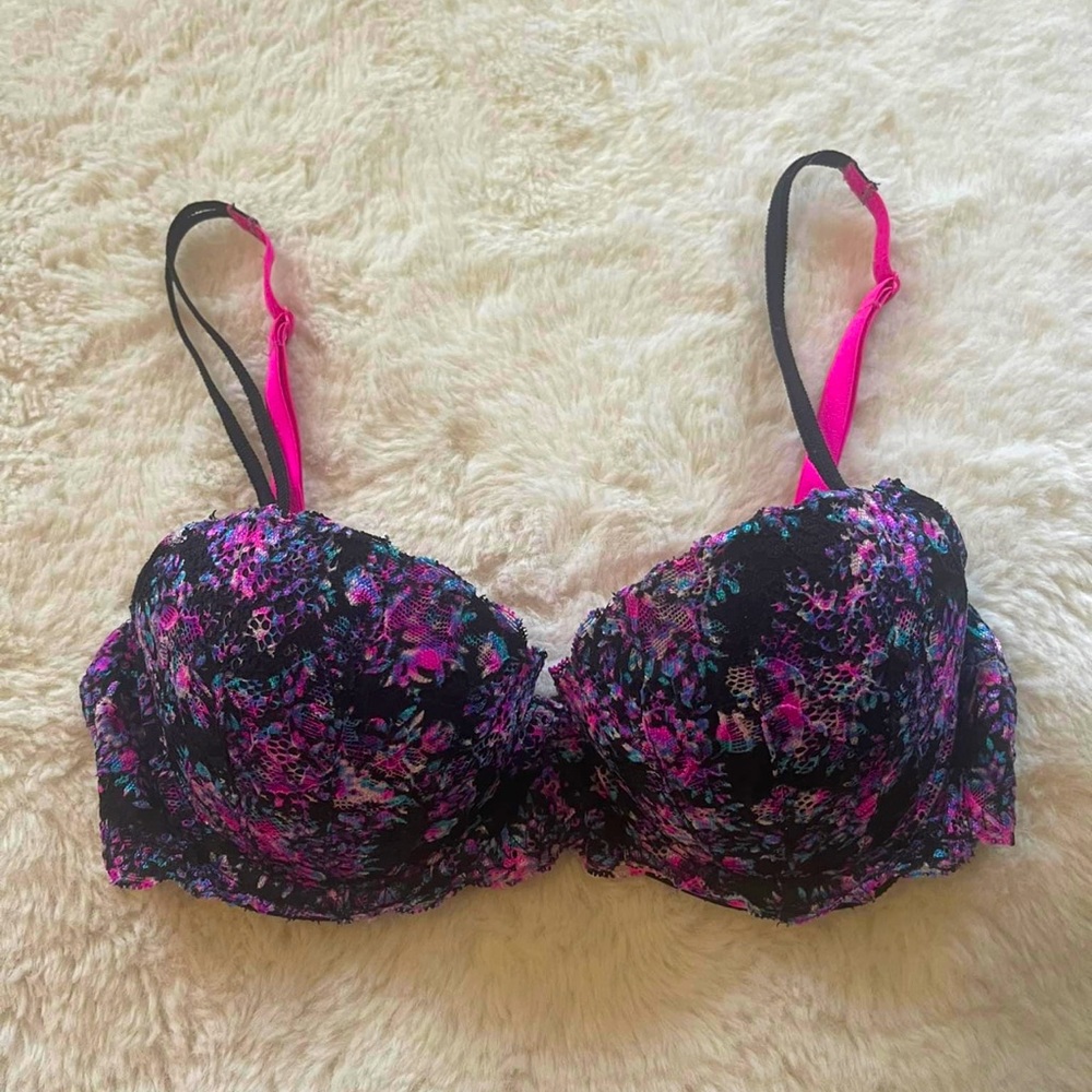 PINK Victoria’s Secret push up